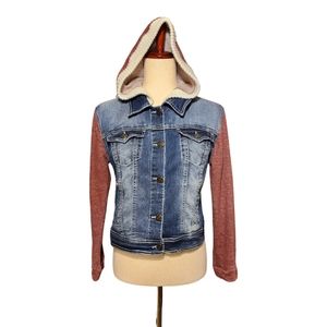 Wallflower Jean Jacket Size Medium
